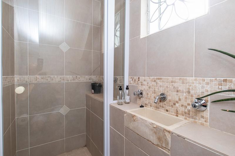 5 Bedroom Property for Sale in Fish Hoek Western Cape